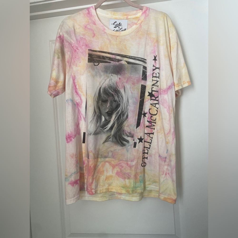Taylor Swift Stella McCartney Tshirt